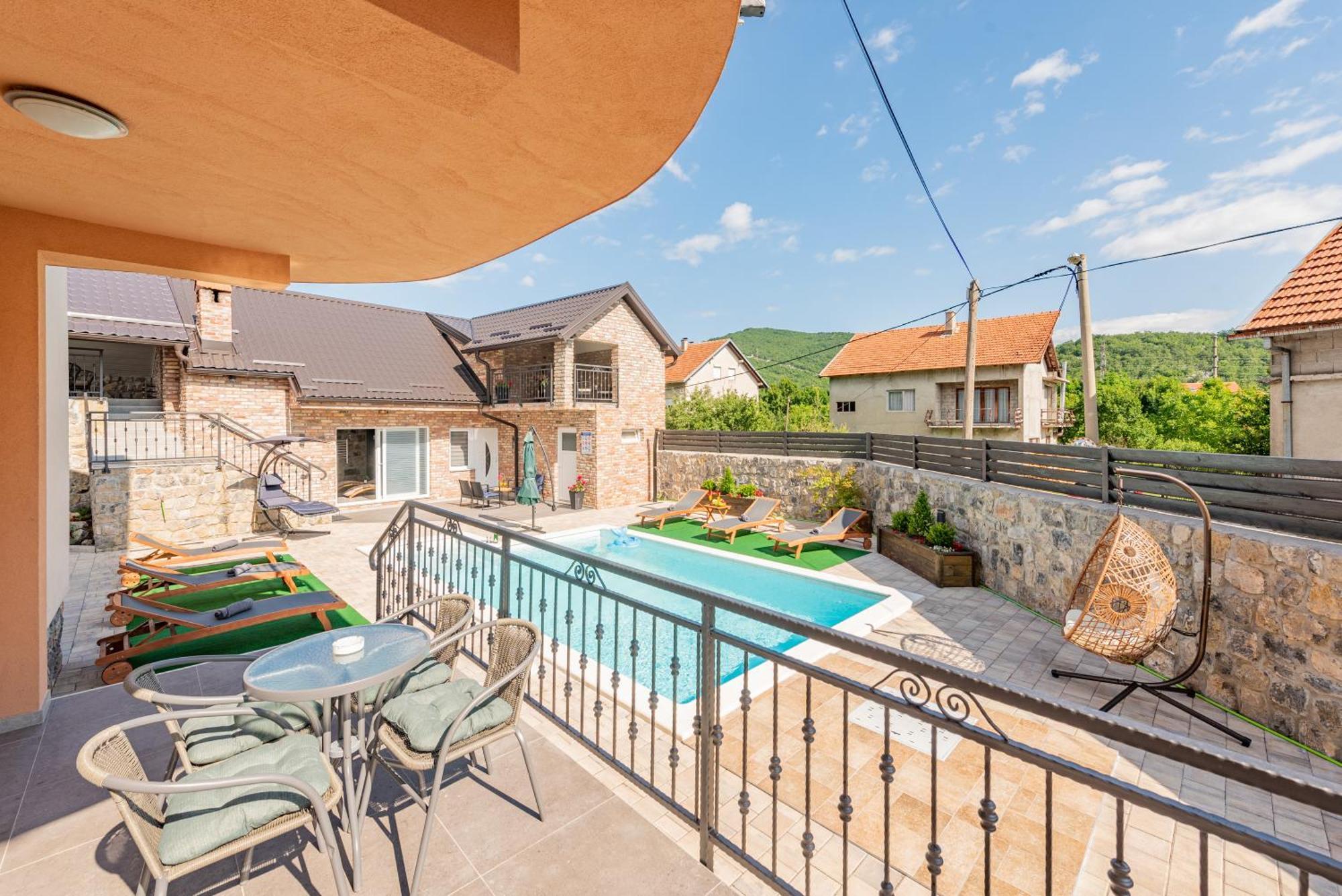 Apartman Toni Gračac エクステリア 写真
